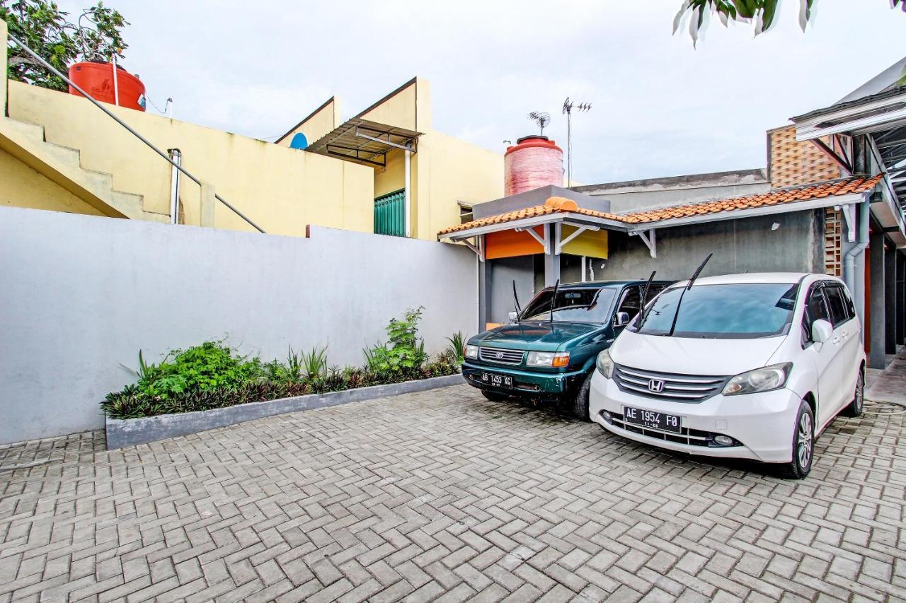 Oyo 92296 Amole Paviliun Syariah Hotel