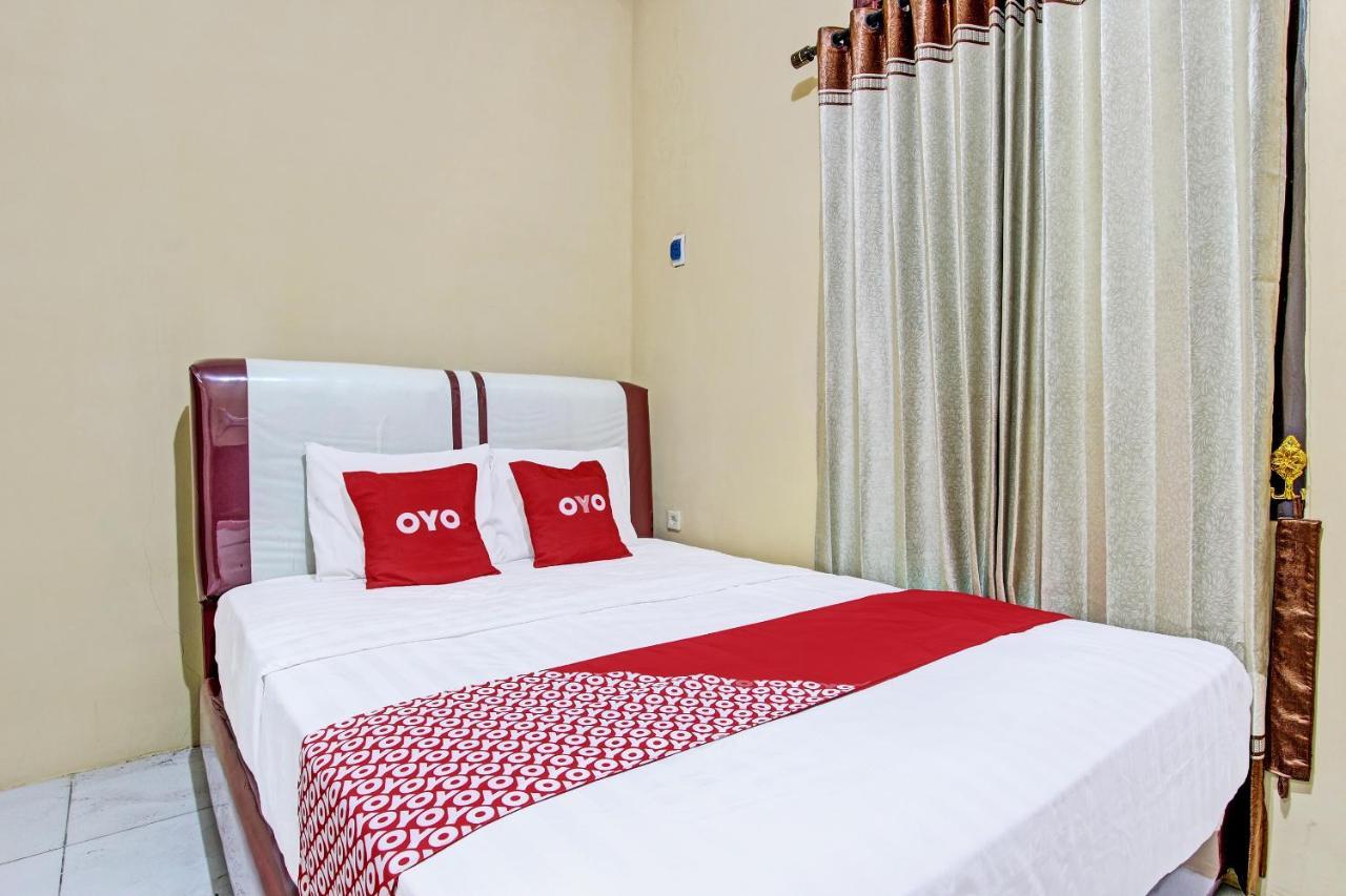 Oyo 92296 Amole Paviliun Syariah Hotel 2*