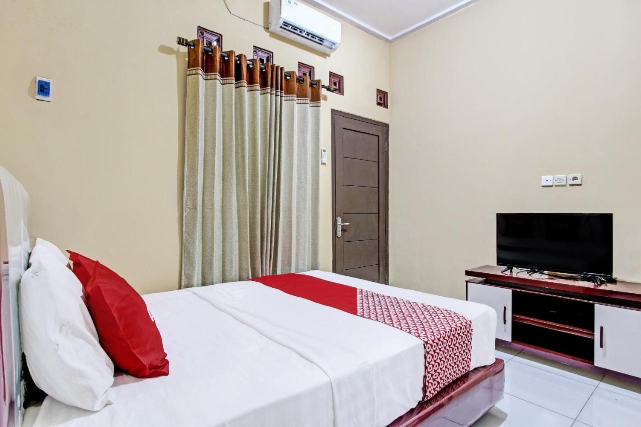 Oyo 92296 Amole Paviliun Syariah Hotel
